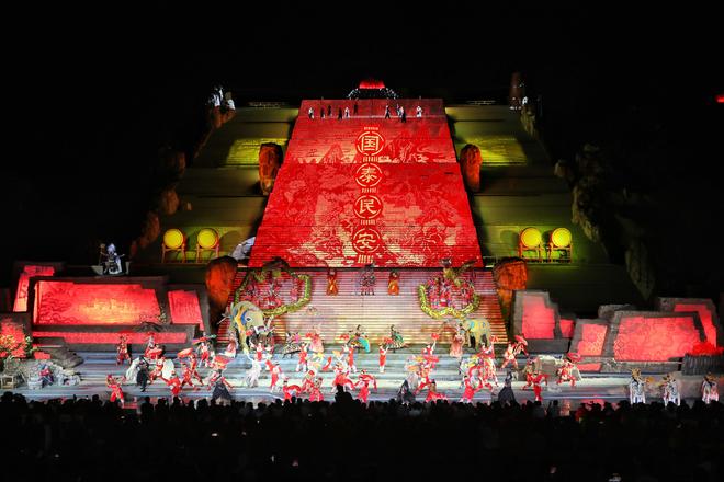 一眼望千年 故事从“新”说  ——看泰安文旅演艺如何升维“破圈”？