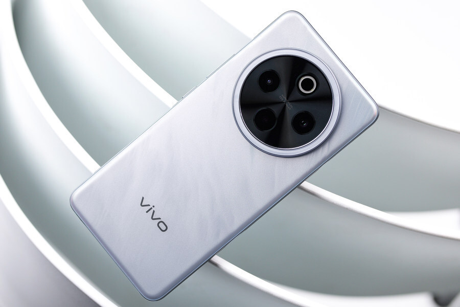 首款7300mAh大电池手机!vivo这次真不是发布了个充电宝?